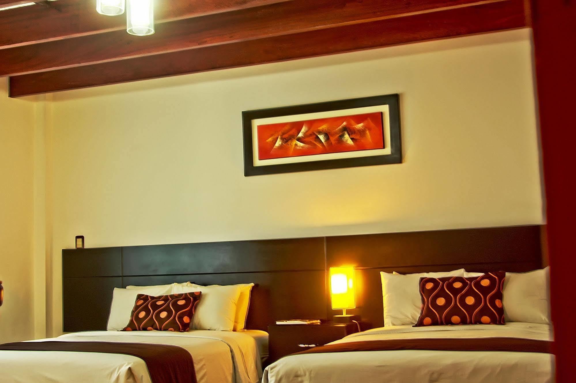 Hotel Ferre De Ville Lima Exterior photo